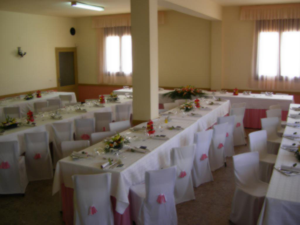 Hostal Roca Файон Экстерьер фото