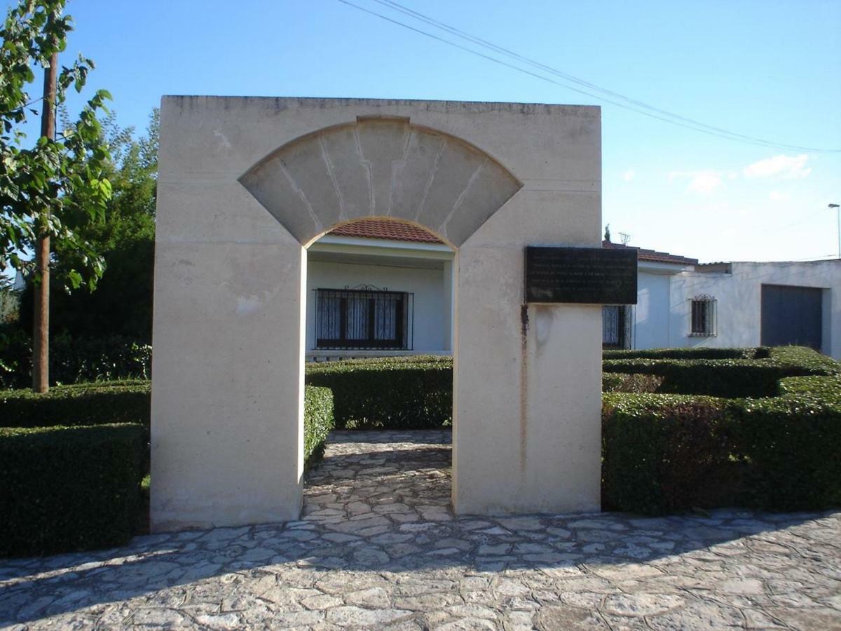 Hostal Roca Файон Экстерьер фото